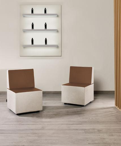 Wartebereich: Elle - Salon Ambience Wartebereich: Elle - Salon Ambience