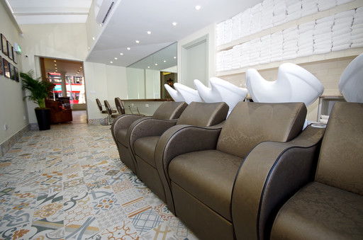 null: UK - Aitch SE24 - Salon Ambience null: UK - Aitch SE24 - Salon Ambience